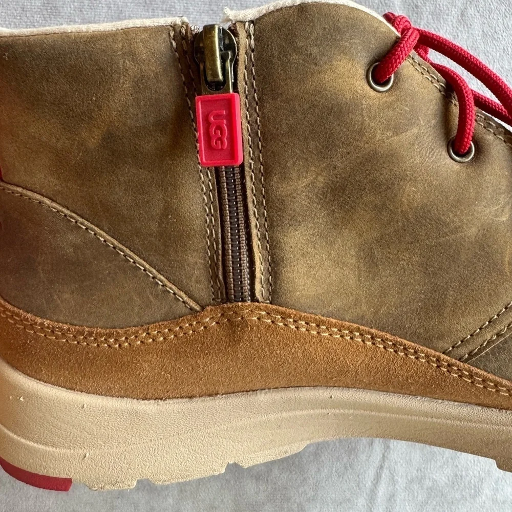 UGG Men's Chukka Boots in Brown and Red